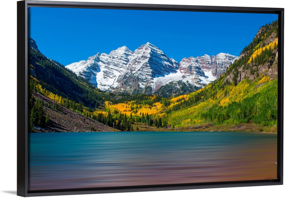 Maroon Bells in Autumn, Colorado.