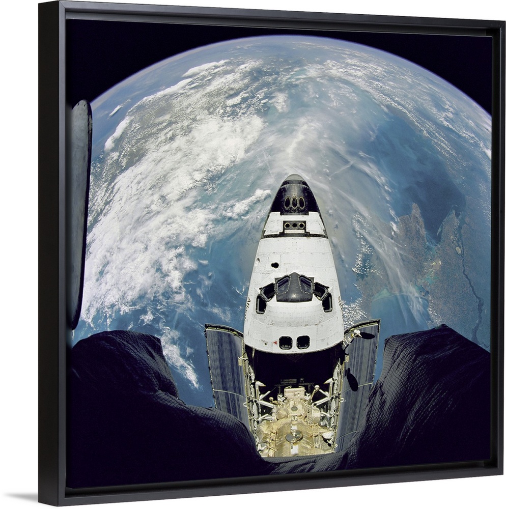 Fisheye view of the Space Shuttle Atlantis