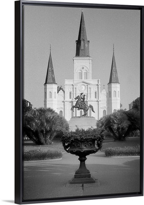 A shot of the famous St. Louis Cathedral in New Orleans, LA
