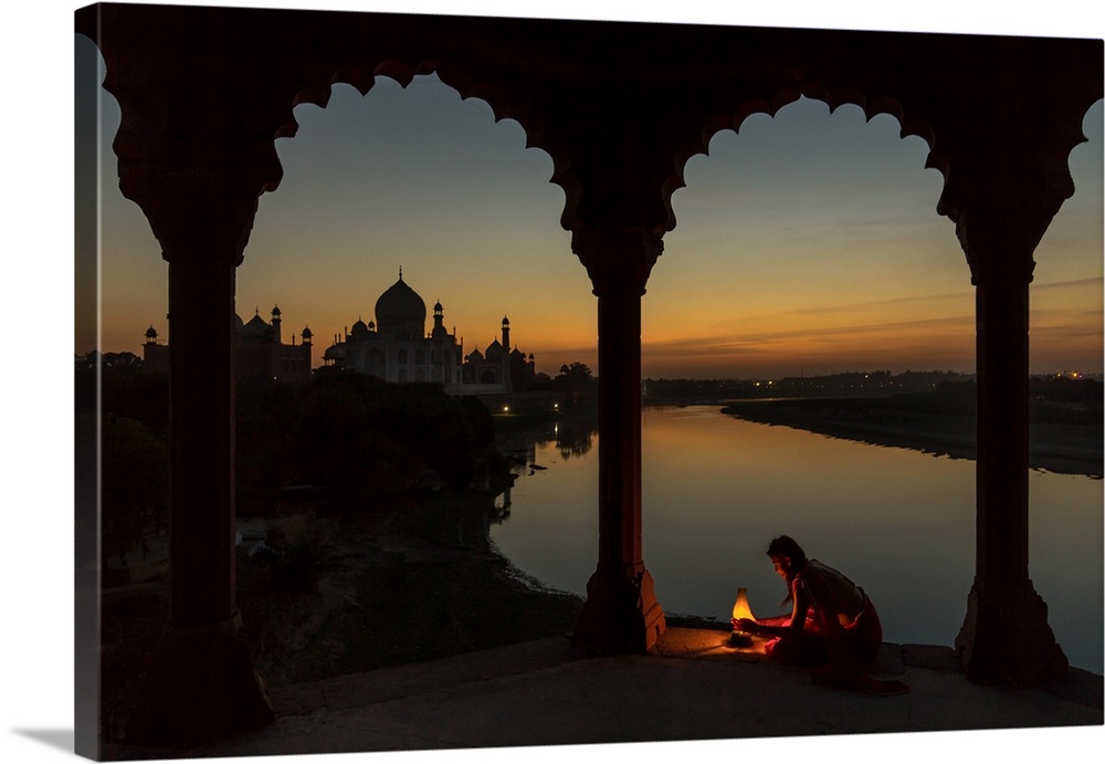 Illuminating The Taj