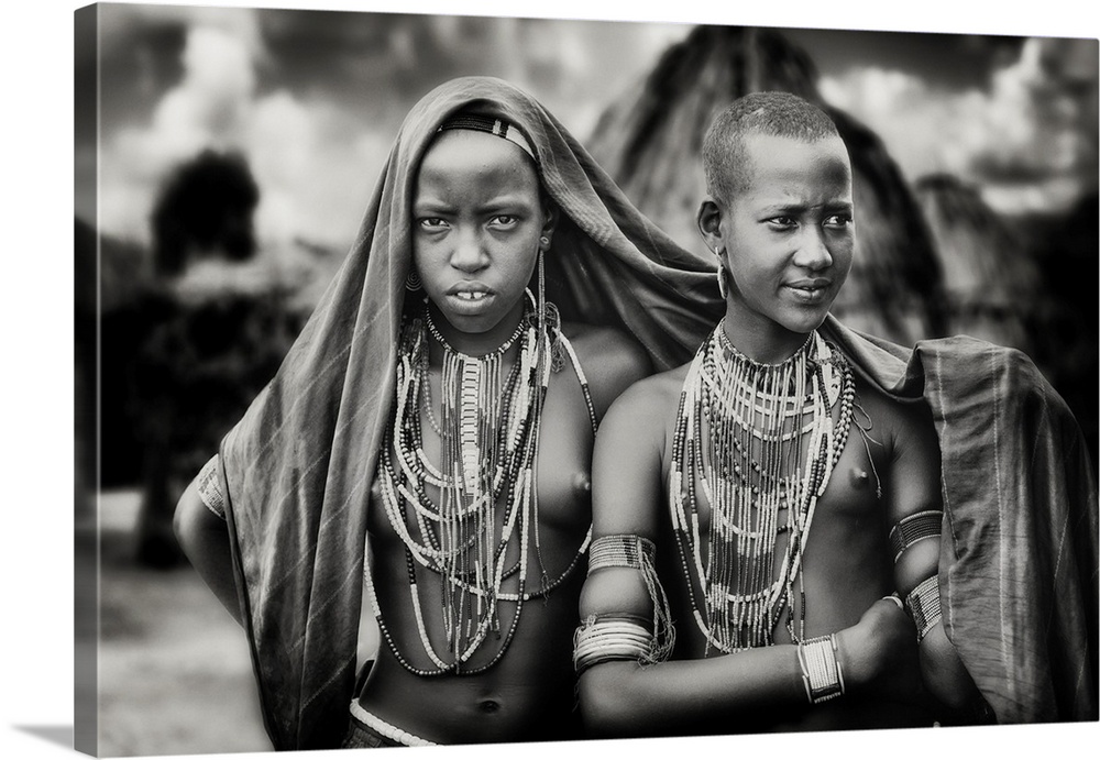 Karo Girls Sharing A Scarf