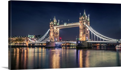 Night At The Tower Bridge