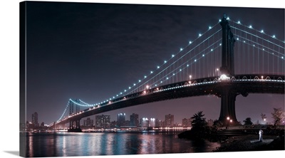 The 2 Lovers Under Manhattan Bridge