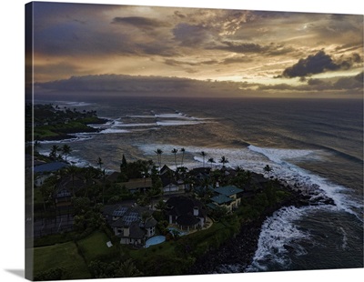 Drama and weather in Maui, Hawaii