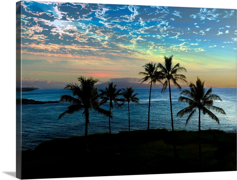 Sunset at Kapalua Bay, Maui, Hawaii.