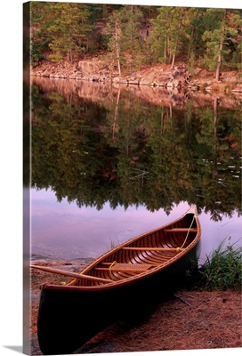 Canoe, Algonquin Park, Ontario, Canada