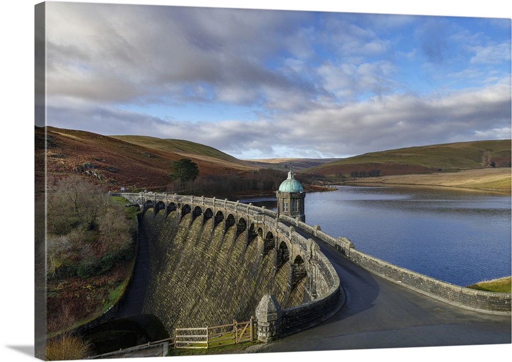 Craig Goch Dam and reservoir in the Elan Valley in Wales.