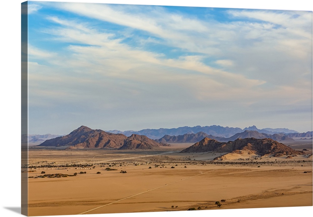 Elim dune, Sesriem, Namib-Naukluft National Park, Namib Desert; Namibia.