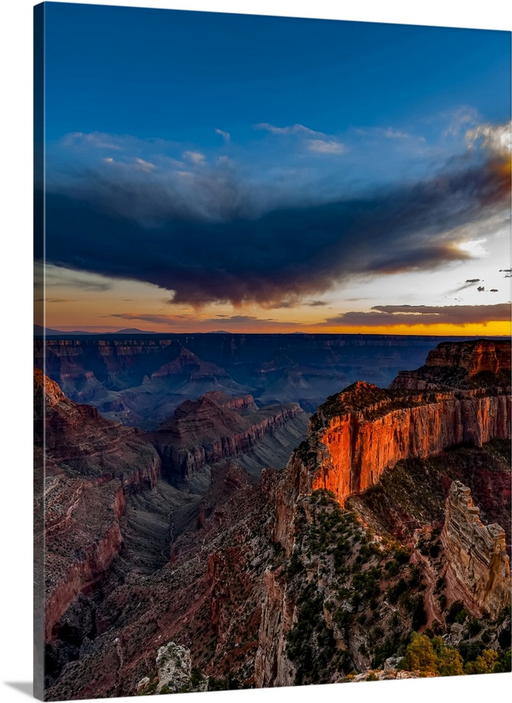 Grand Canyon North Rim at sunset, Arizona, United States of America