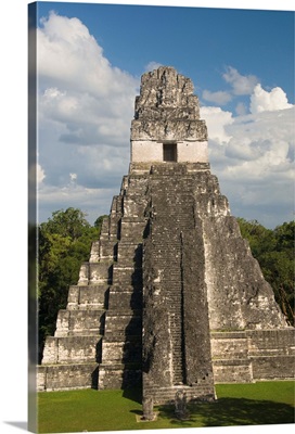 Guatemala, Peten, Tikal National Park, Jaguar Temple