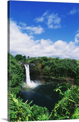 Hawaii, Big Island, Hilo, Wailuku River State Park, Rainbow Falls