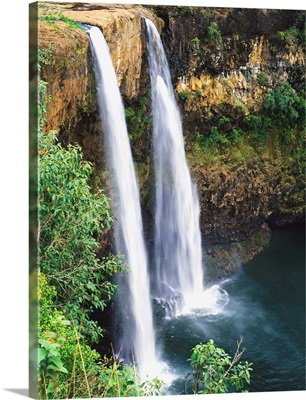 Hawaii, Kauai, Wailua Falls Surrounded By Foliage