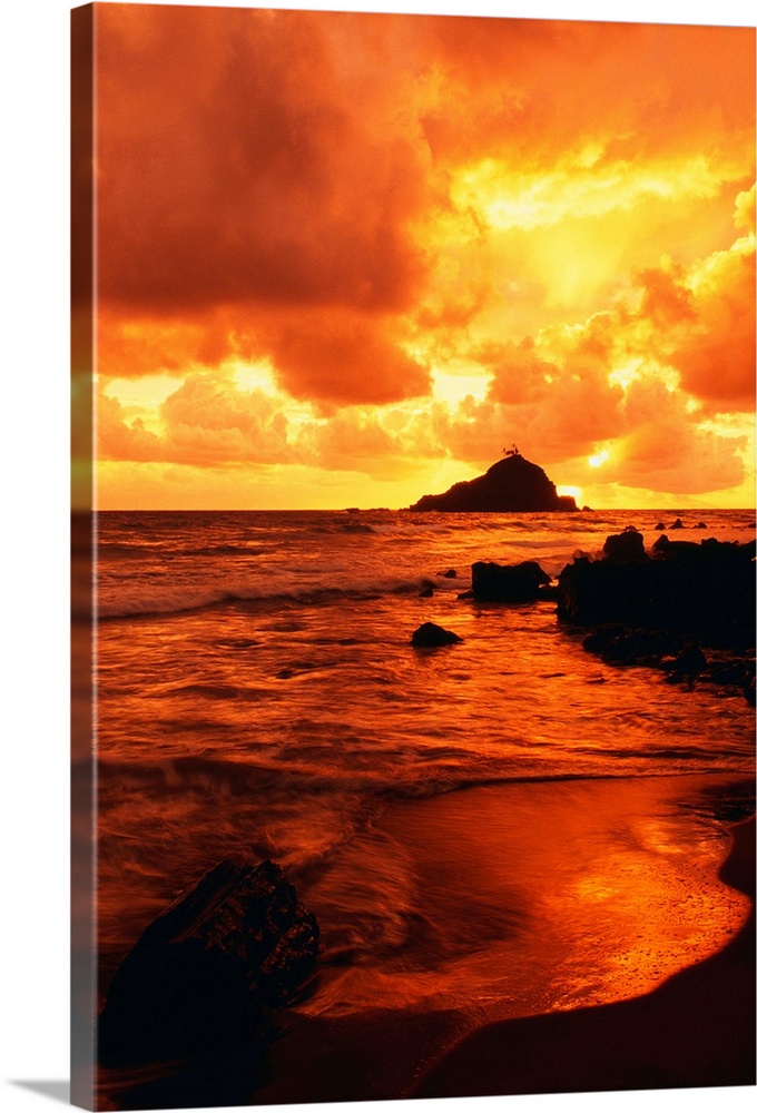 Hawaii, Maui, Hana, Orange And Yellow Sunrise Over The Ocean
