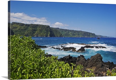 Hawaii, Maui, Keanae Peninsula, View Of Northern Coast Along The Road To Hana