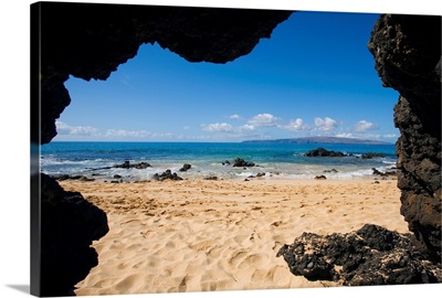 Hawaii, Maui, Makena, View From Secret Beach Of Kahoolawe