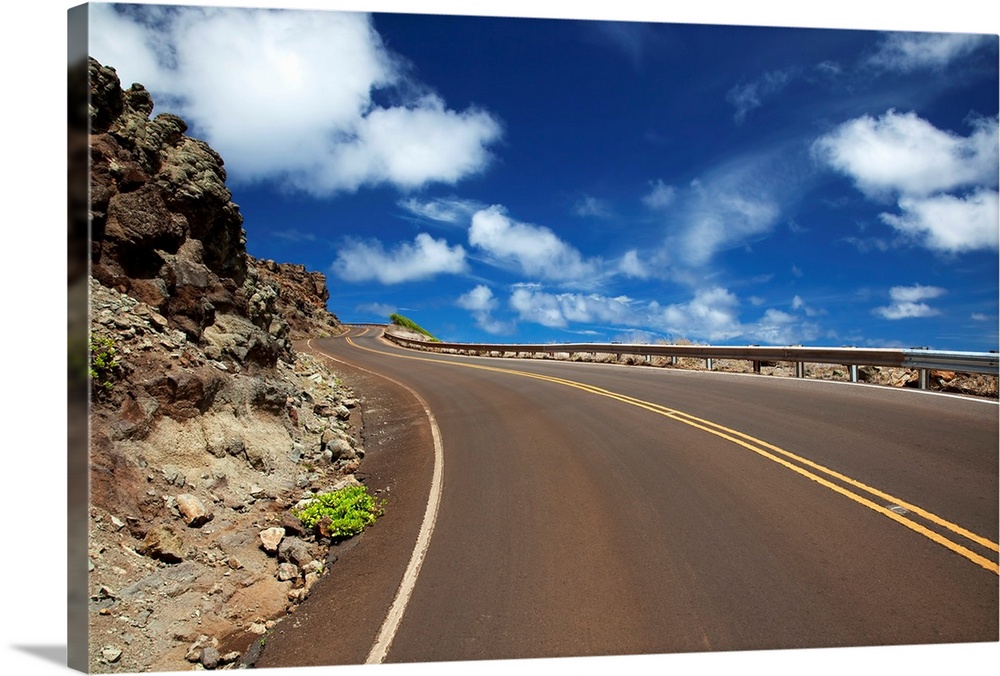 Hawaii, Maui, Open road and blue skies on the West Side