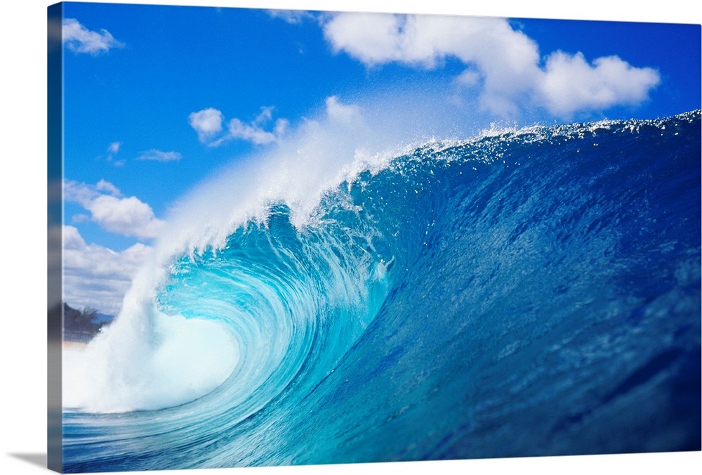 Hawaii, Oahu, North Shore, Curling Wave At World Famous ...