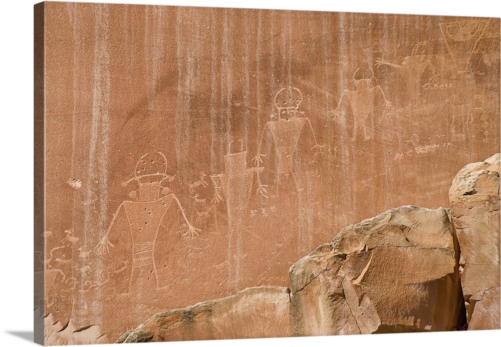 Indian Rock Art In Capitol Reef National Park Utah - 