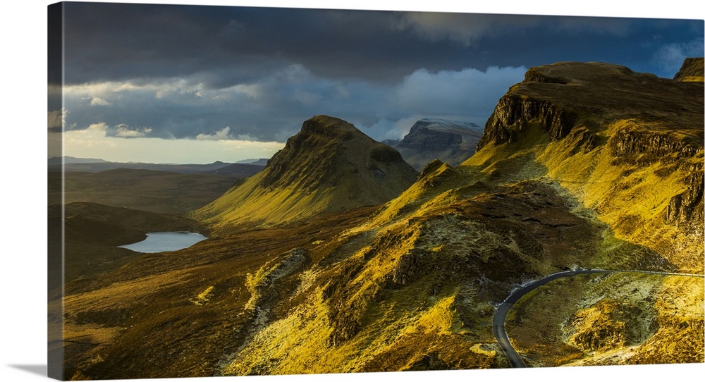 Looking South along the Trotternish peninsula from the Quiraing at dawn.