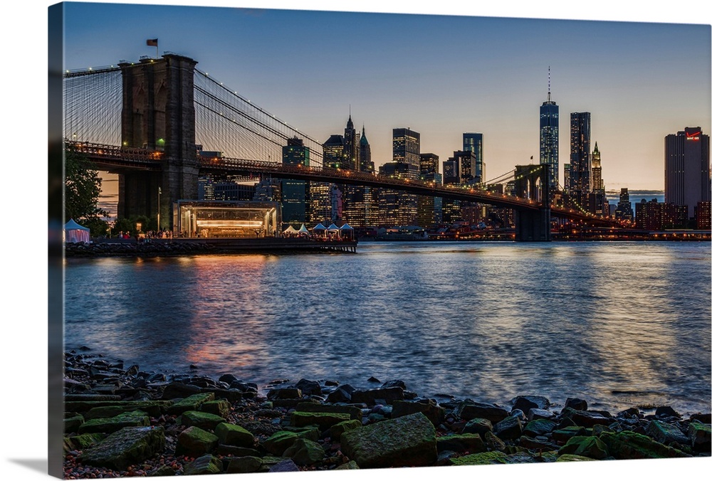 Manhattan skyline at twilight with Brooklyn Bridge, Brooklyn Bridge Park, Brooklyn, New York City, New York.