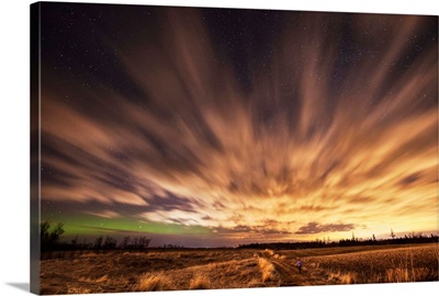 Night sky with aurora borealis; Thunder Bay, Ontario, Canada