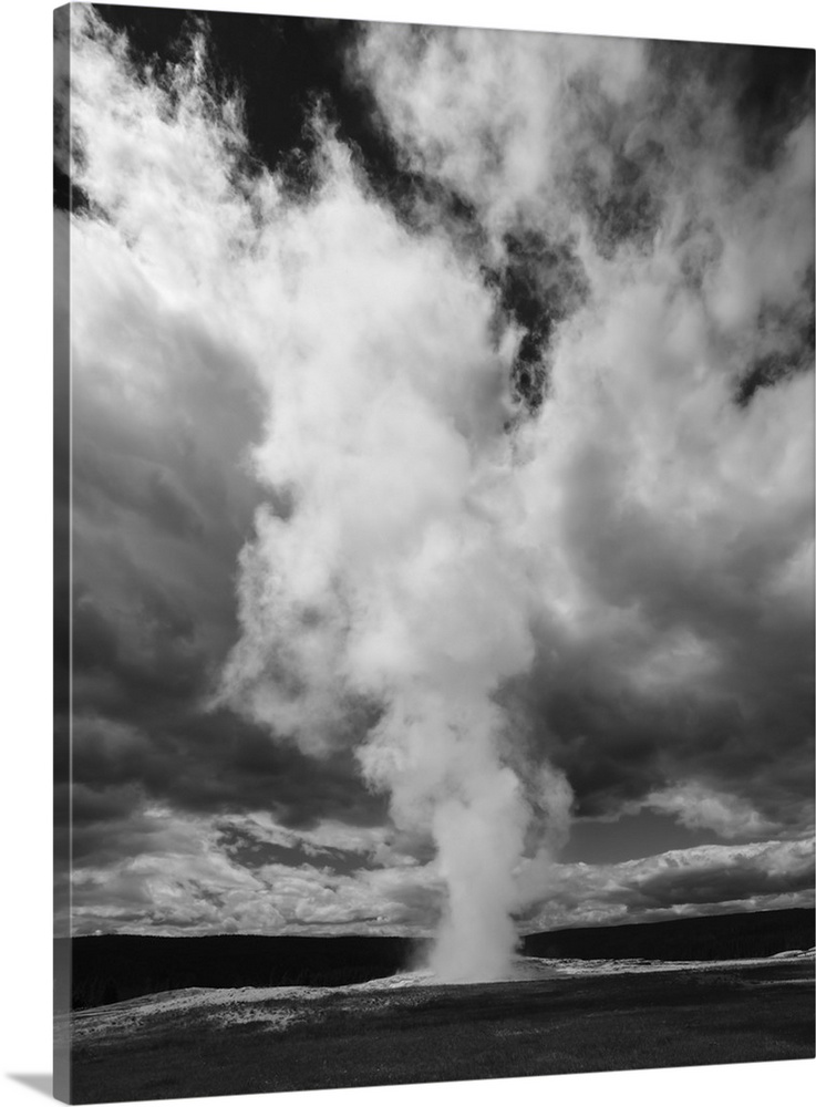 Old Faithful Geyser in Yellowstone National Park; Wyoming, United States of America