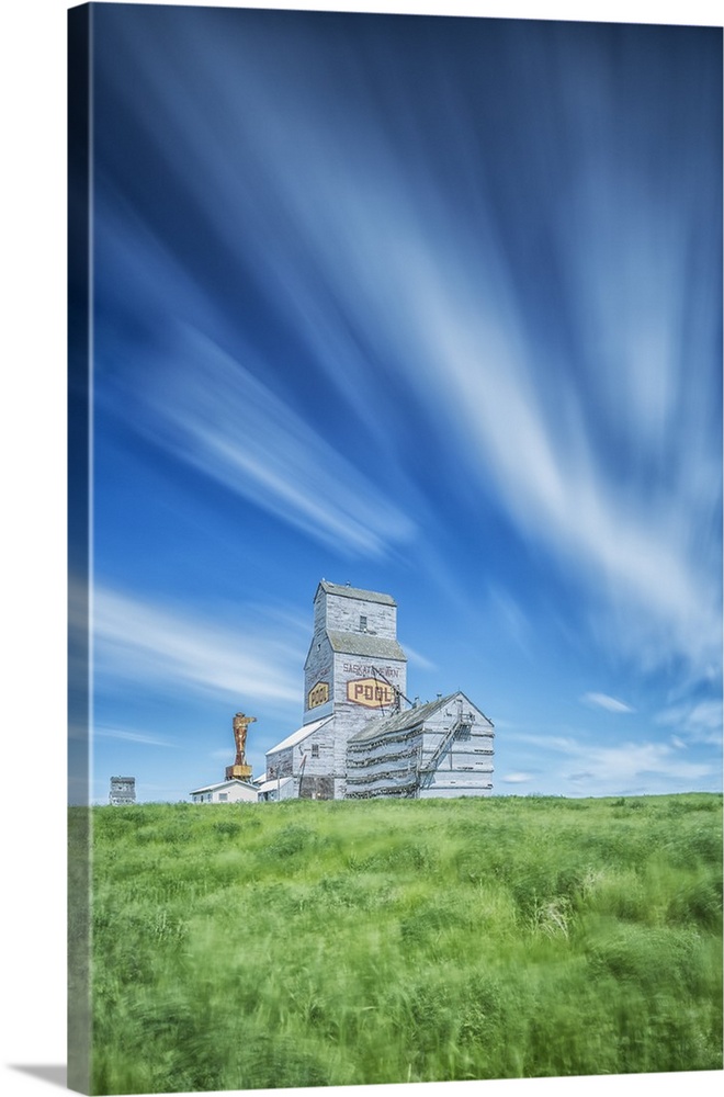 Old Grain Elevator, Horizon, Saskatchewan, Canada