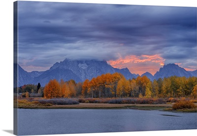 Oxbow Bend Of Snake River With Mt. Moran In Autumn, Grand Teton National Park, Wyoming