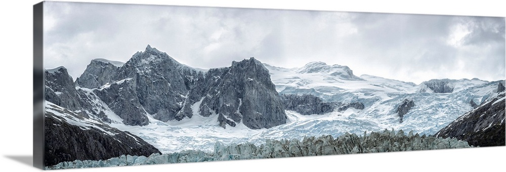 Pia Glacier in the Pia Fjord of the Beagle Channel in Tierra del Fuego, Chile.