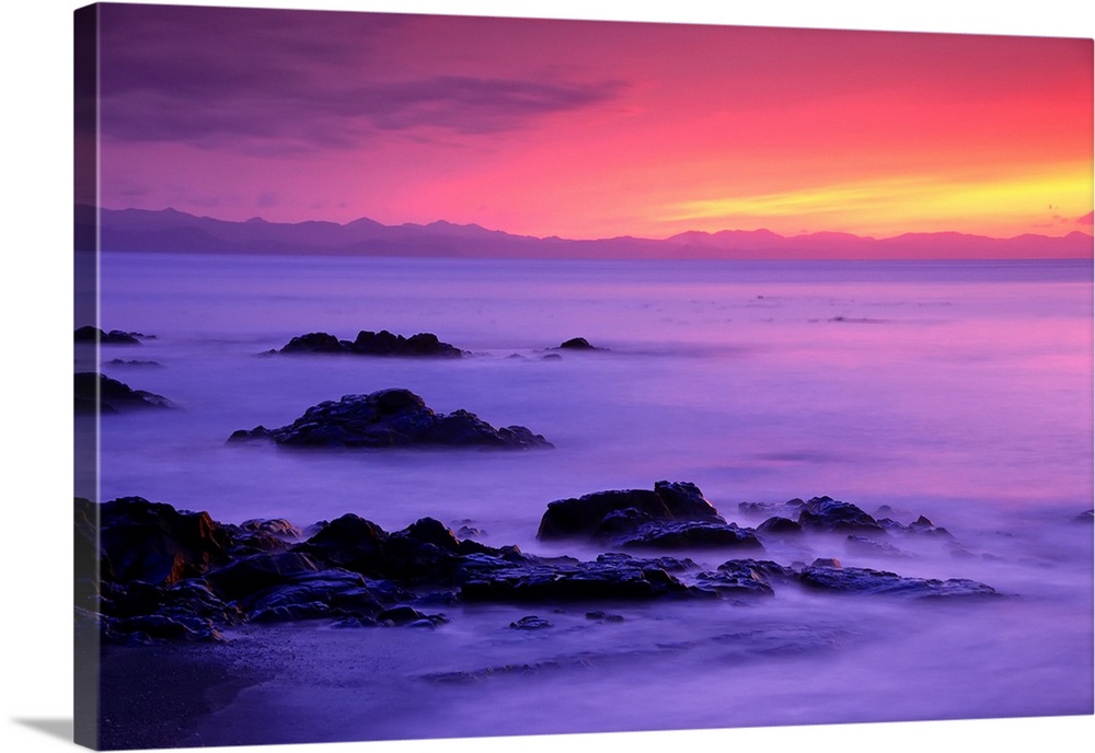 Strait of Juan de Fuca at sunset near Jordan river, Vancouver Island British Columbia, Canada.