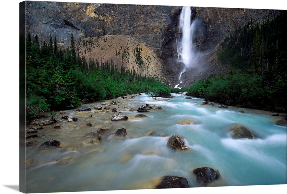 Takakkaw Falls, Golden, Rocky Mountains, British Columbia, Canada