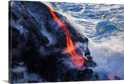 The Pahoehoe lava flowing from Kilauea, Hawaii