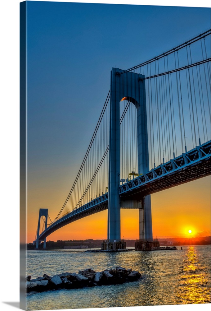 Verrazano-Narrows Bridge at sunset;  Brooklyn, New York, United States of America