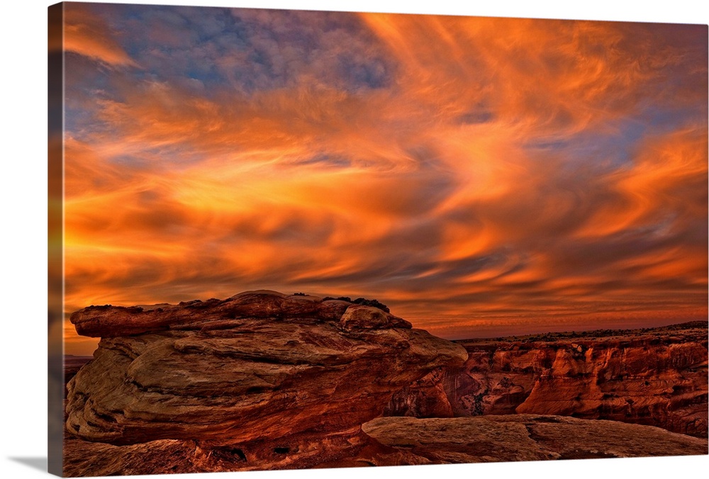 Vibrant Sunset Over The Rim Of Canyon De Chelley, Arizona, USA