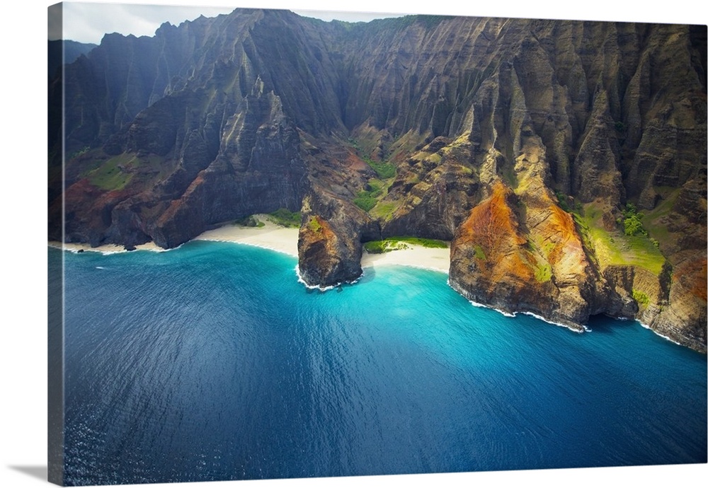 View Of A Beach Along The Coast Of An Hawaiian Island; Na Pali Coast Of Kauai, Hawaii, United States Of America