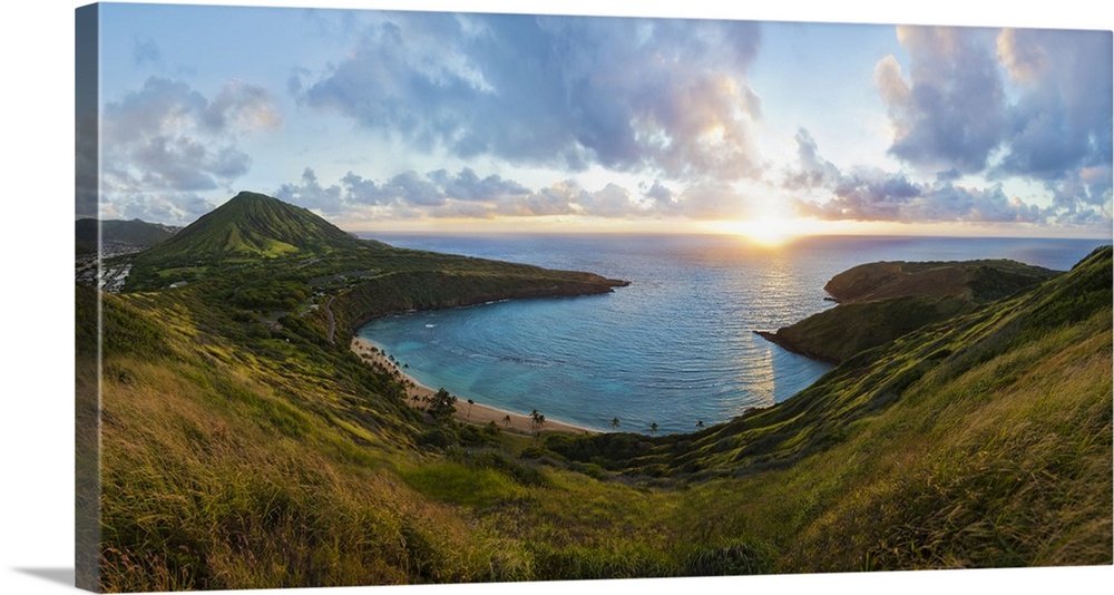 View of Hanauma Bay Nature Preserve at sunrise from the top of the ridge, East Honolulu; Honolulu, Oahu, Hawaii, United St...