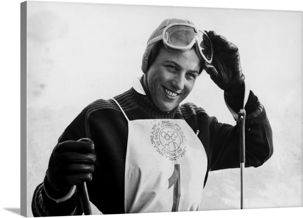 German contestant Ossi Reichert wins the Women's Giant Slalom in the Winter Olympics at Cortina d'Ampezzo, 28th January 1956