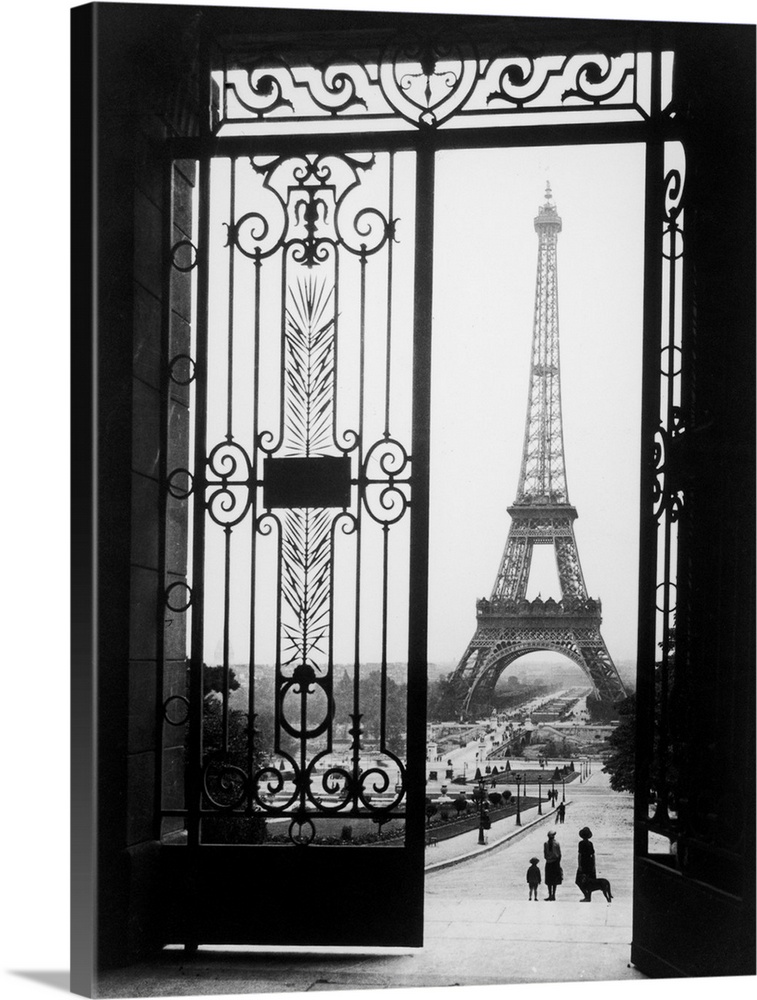 The Eiffel Tower in Paris, as seen from the Trocadero, circa 1925