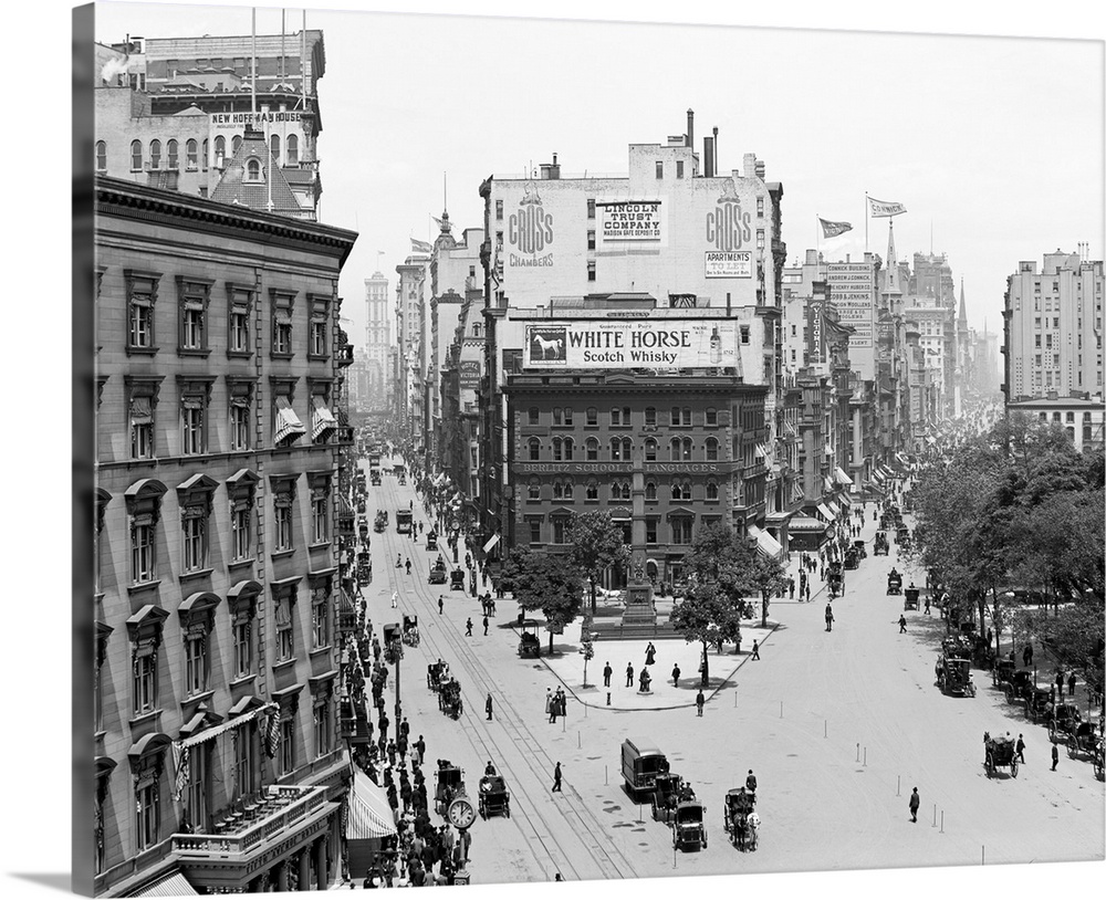 Vintage photograph of Broadway and Fifth Avenue, New York City