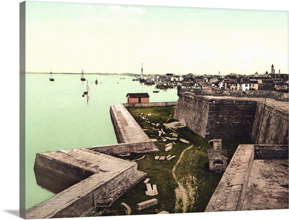 Vintage photograph of Castillo de San Marcos, St. Augustine, Florida