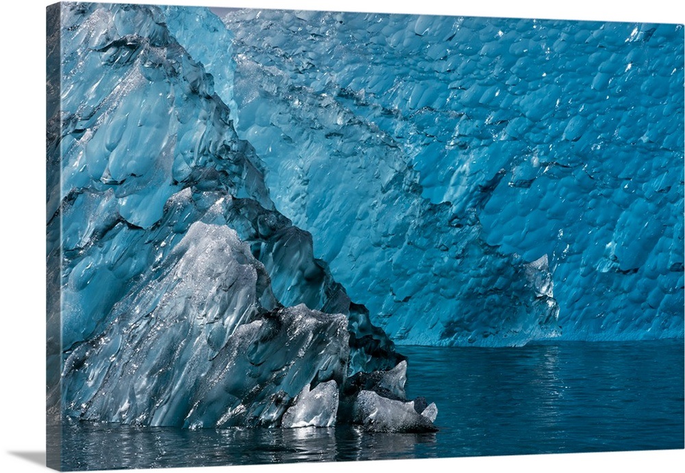 Alaska, Tracy Arm-Fords Terror Wilderness, glacial iceberg floating in