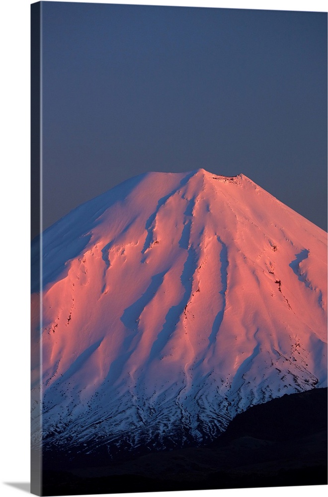 Alpenglow on Mt. Ngauruhoe at dawn, Tongariro National Park, Central Plateau, North Island, New Zealand