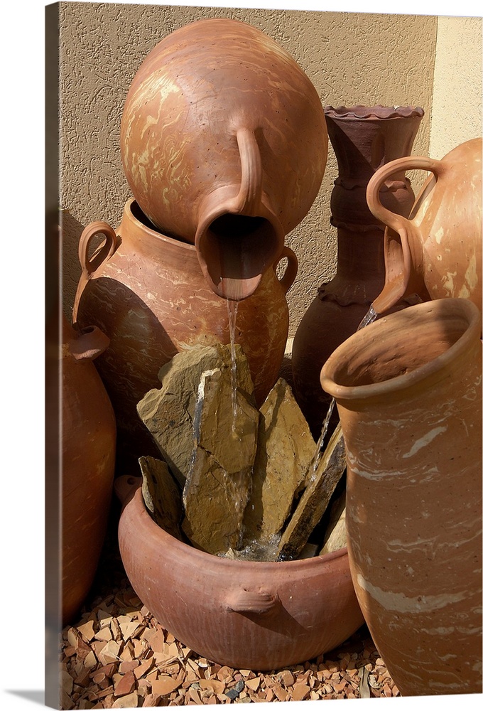 Aruba, stoneware pots at entrance to Tierra del Sol