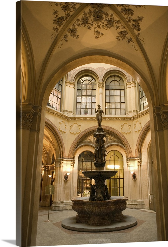 AUSTRIA-Vienna:.Palais Ferstel / Shopping Gallery Interior