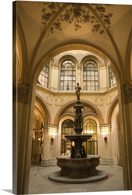 Austria, Vienna, Palais Ferstel, Shopping Gallery Interior