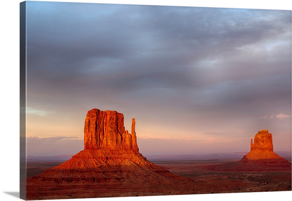 AZ, Monument Valley, The Mittens.