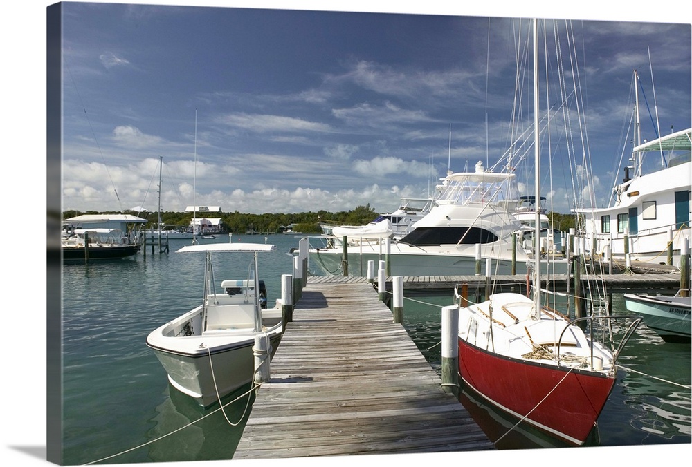BAHAMAS- Abacos-"Loyalist Cays"-Man O'War Cay:.North Harbour-Boat Pier