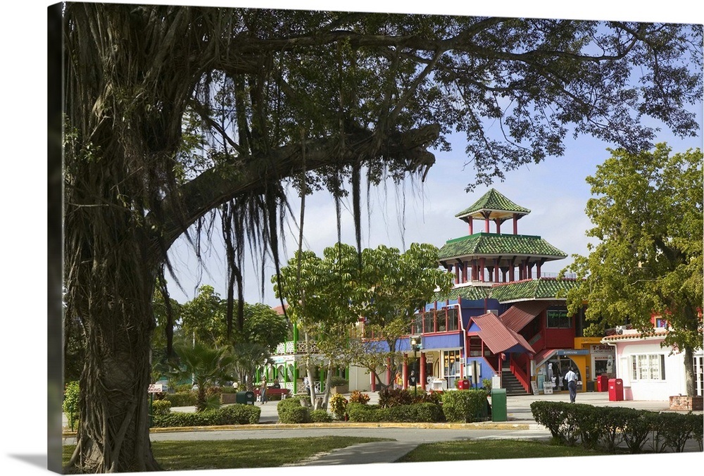 Bahamas, Grand Bahama Island, Freeport, Freeport International Bazaar