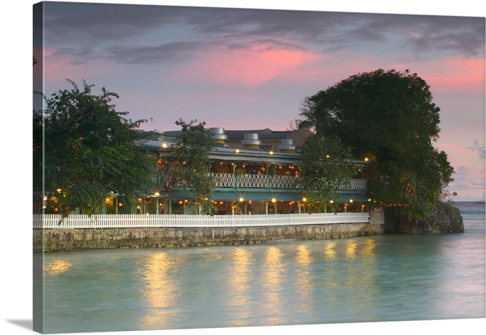 BARBADOS, St. Lawrence Gap, Waterfront Restaurant, Picses