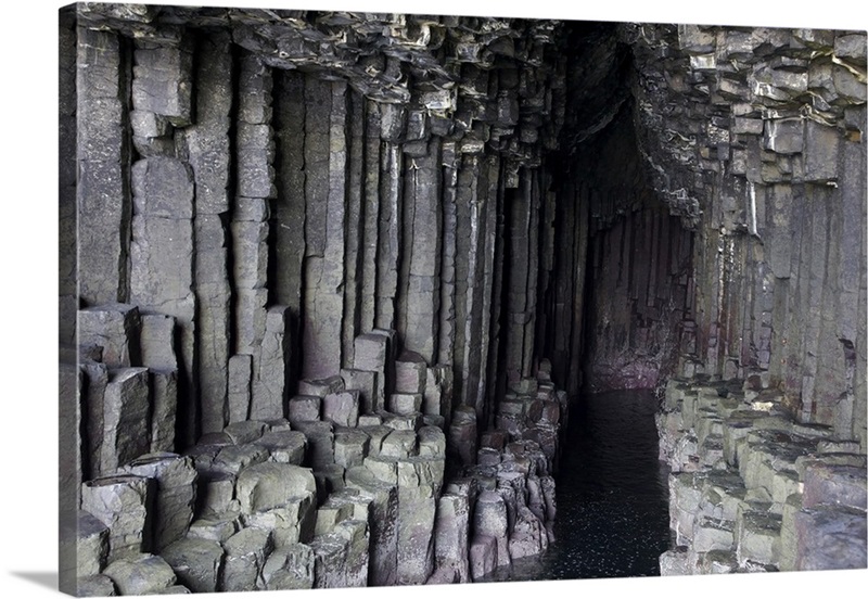 Basalt Columns in Fingal's Cave, Staffa, off Isle of Mull, Scotland ...